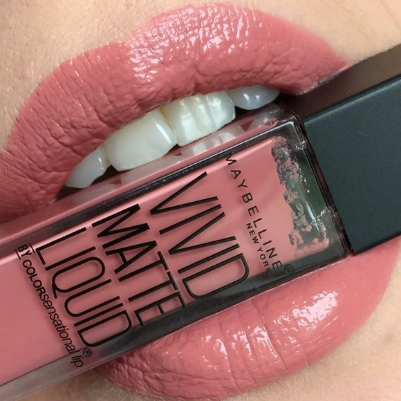 Maybelline Other - Maybelline vivid matte liquid lipstick
